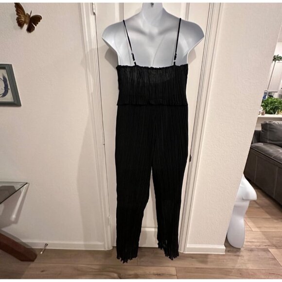 Black Pleated Wide-Leg Jumpsuit With Spaghetti Straps XL - Picture 3 of 8